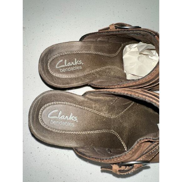 Clarks Bendables Women’s Leather Mules Slip on Comfort adjustable Buckle Size 8M - Picture 6 of 10